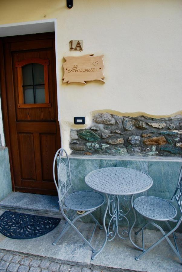 Maisonette Nus Exterior foto