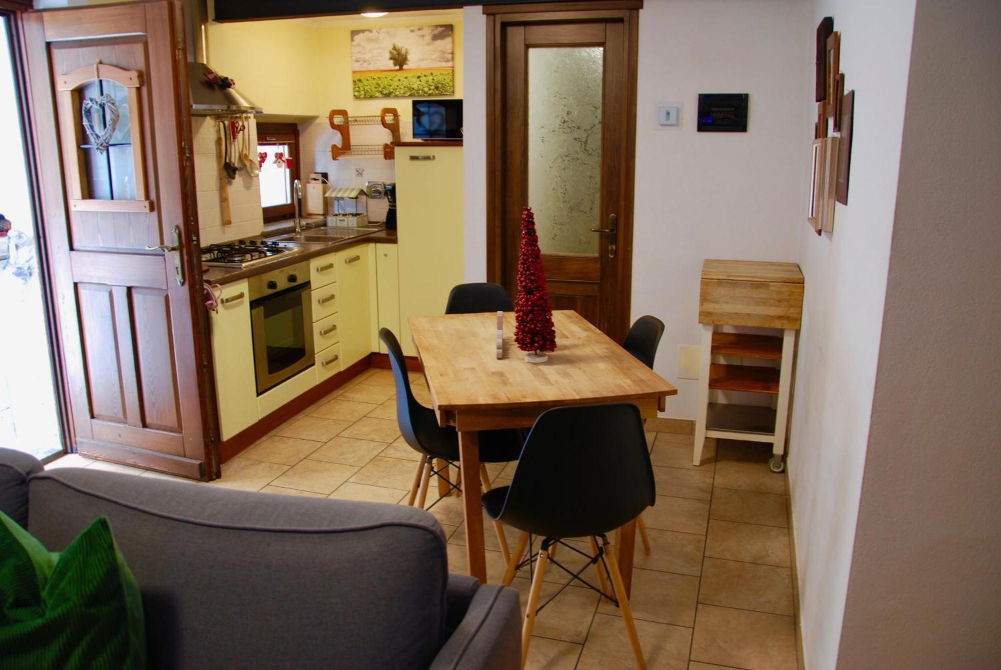Maisonette Nus Exterior foto